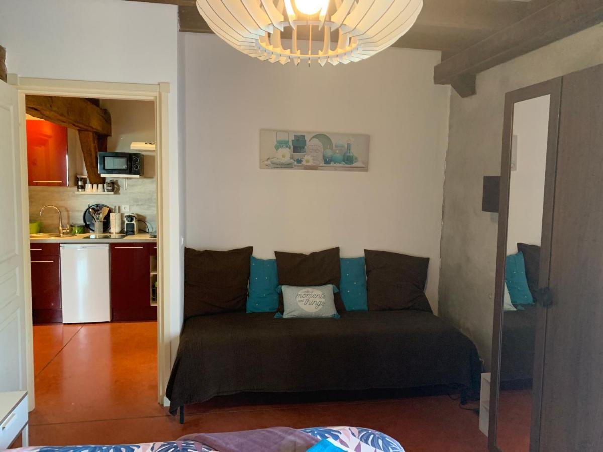Domaine De La Madeleine Bed & Breakfast Ygrande ภายนอก รูปภาพ
