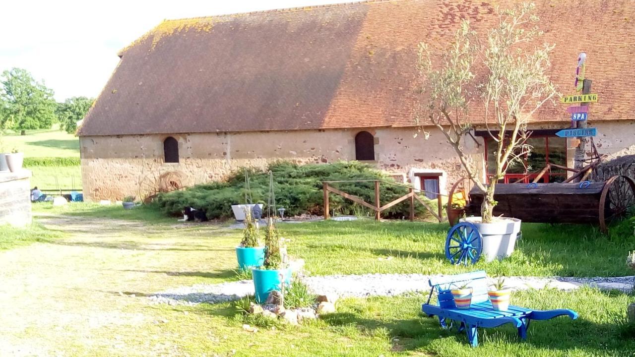 Domaine De La Madeleine Bed & Breakfast Ygrande ภายนอก รูปภาพ